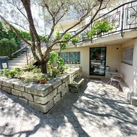 Studio Independant Pres Du Centre Ville Nimes Ngoại thất bức ảnh